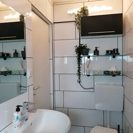 Romantik-Chalet Mit Whirlpool Und Kamin Feriehus