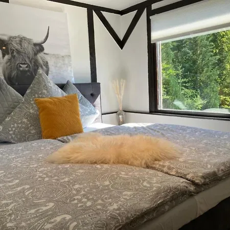 Romantik-Chalet Mit Whirlpool Und Kamin * Guxhagen