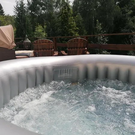 Romantik-Chalet Mit Whirlpool Und Kamin